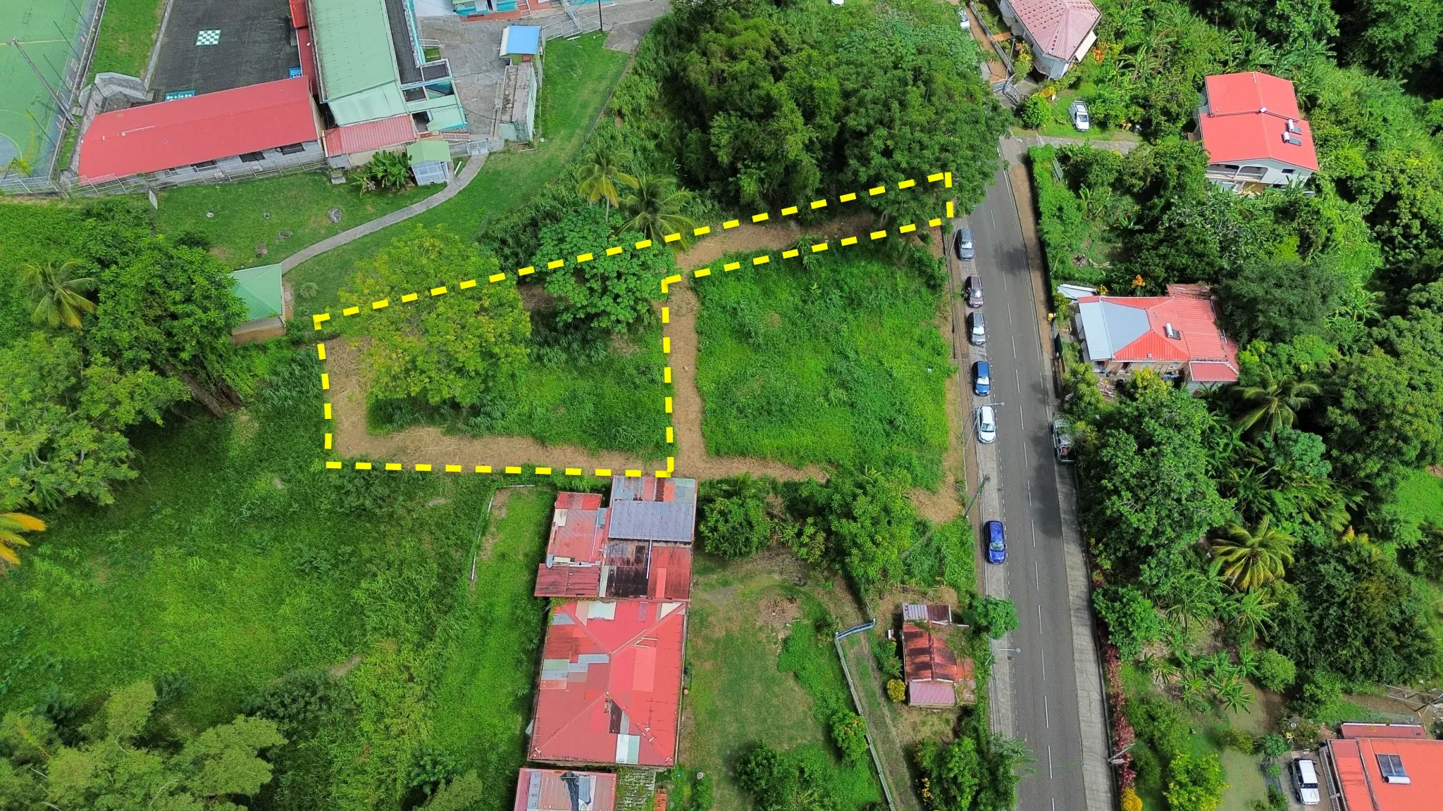 Terrain constructible de 730 m² – Le Lamentin, Croix-Rivail