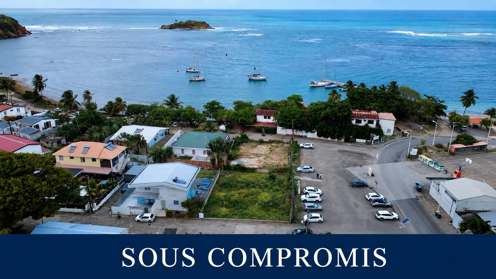 Terrain nu constructible de 397 m² - Tartane, Trinité