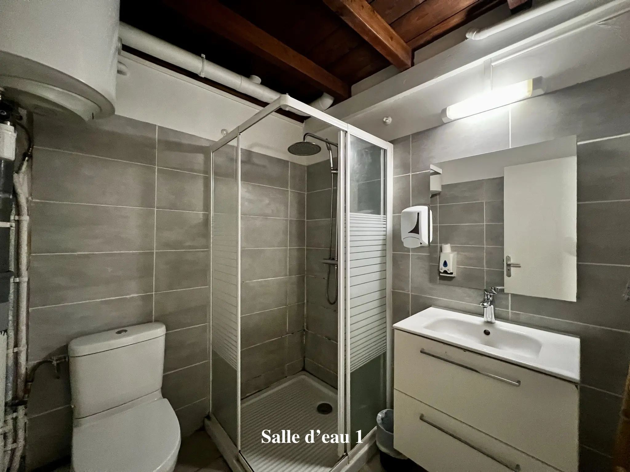 Local commercial + Studio – Dillon, Fort-de-France