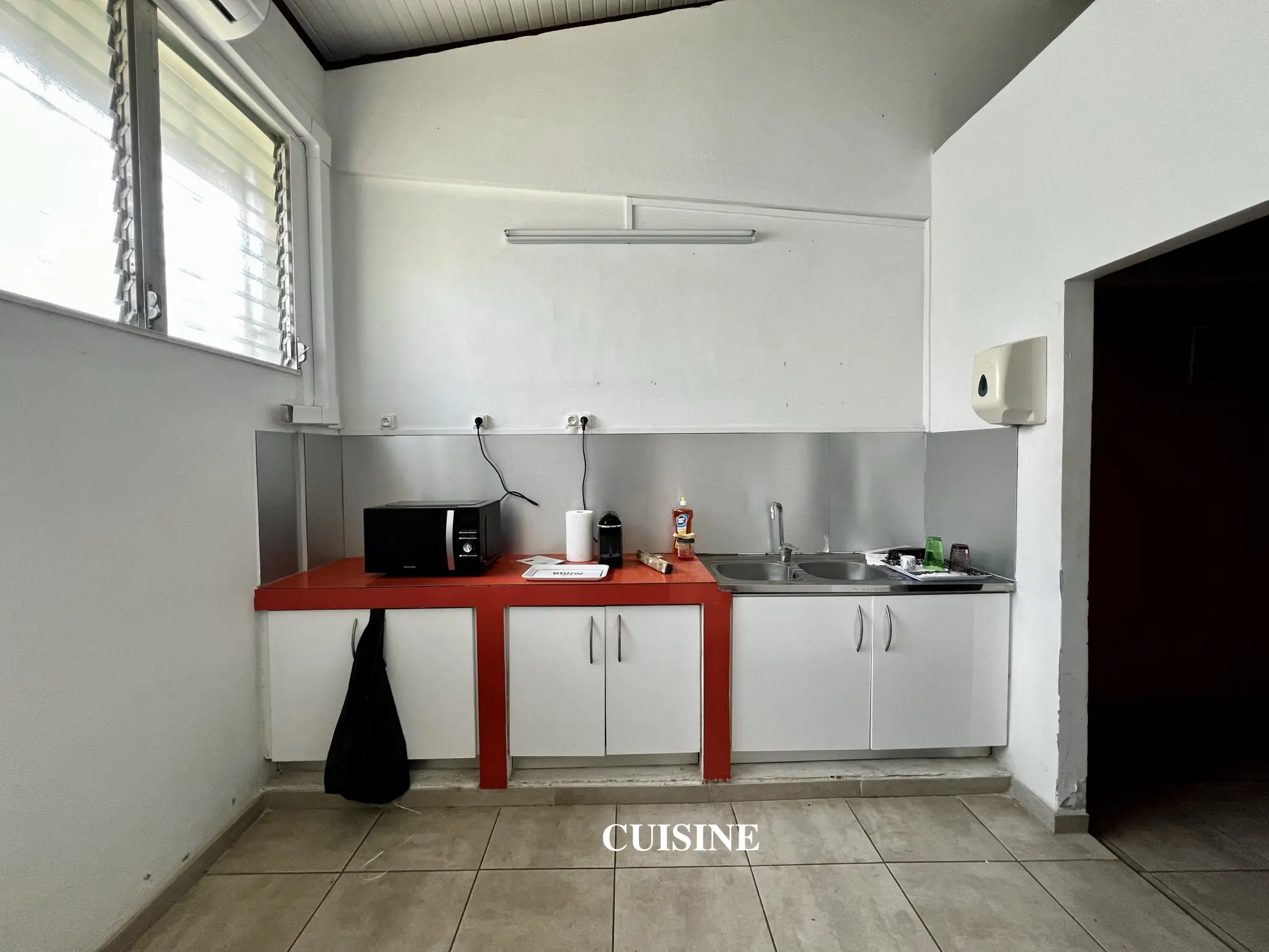 Local commercial + Studio – Dillon, Fort-de-France