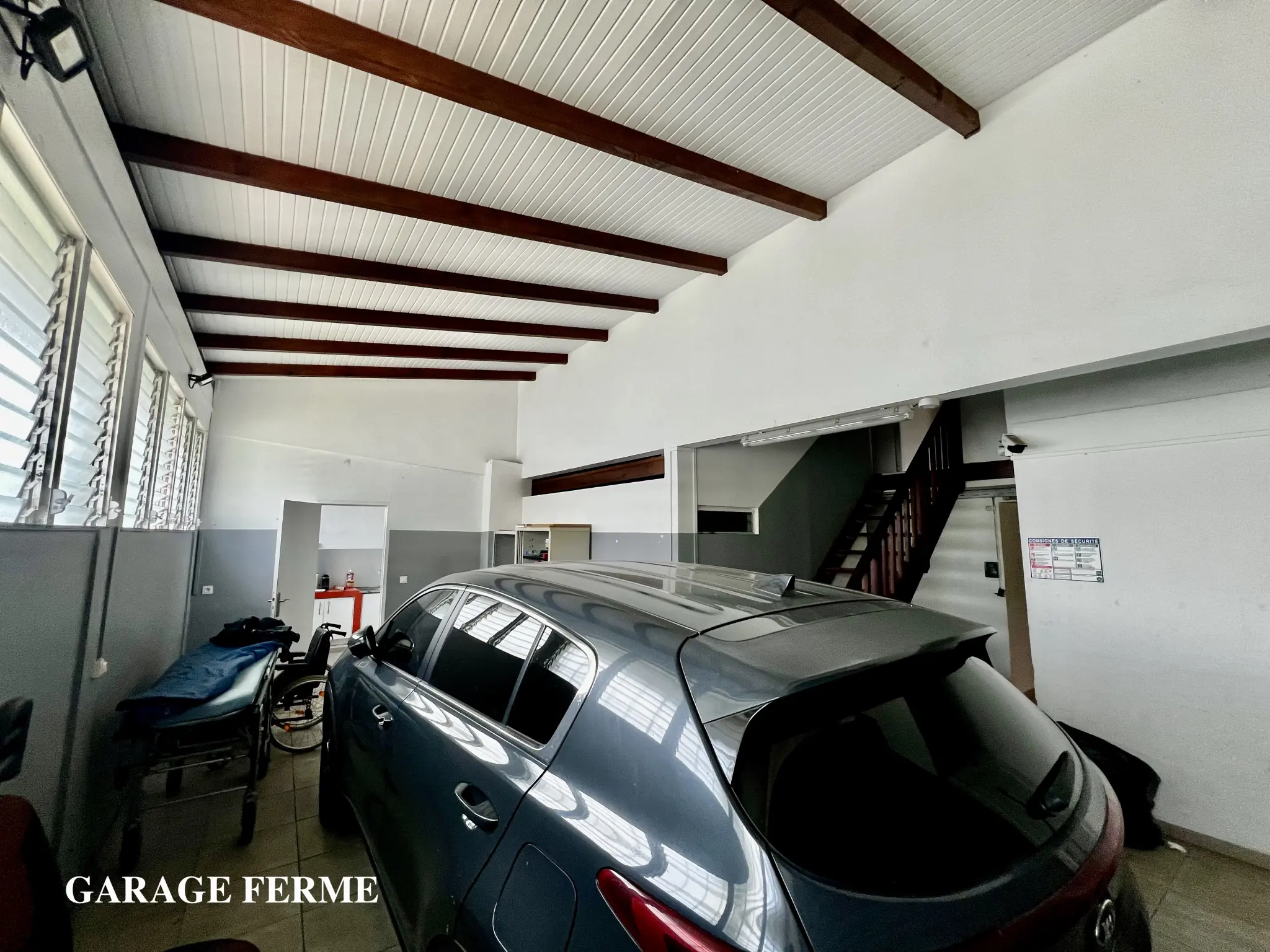 Local commercial + Studio – Dillon, Fort-de-France