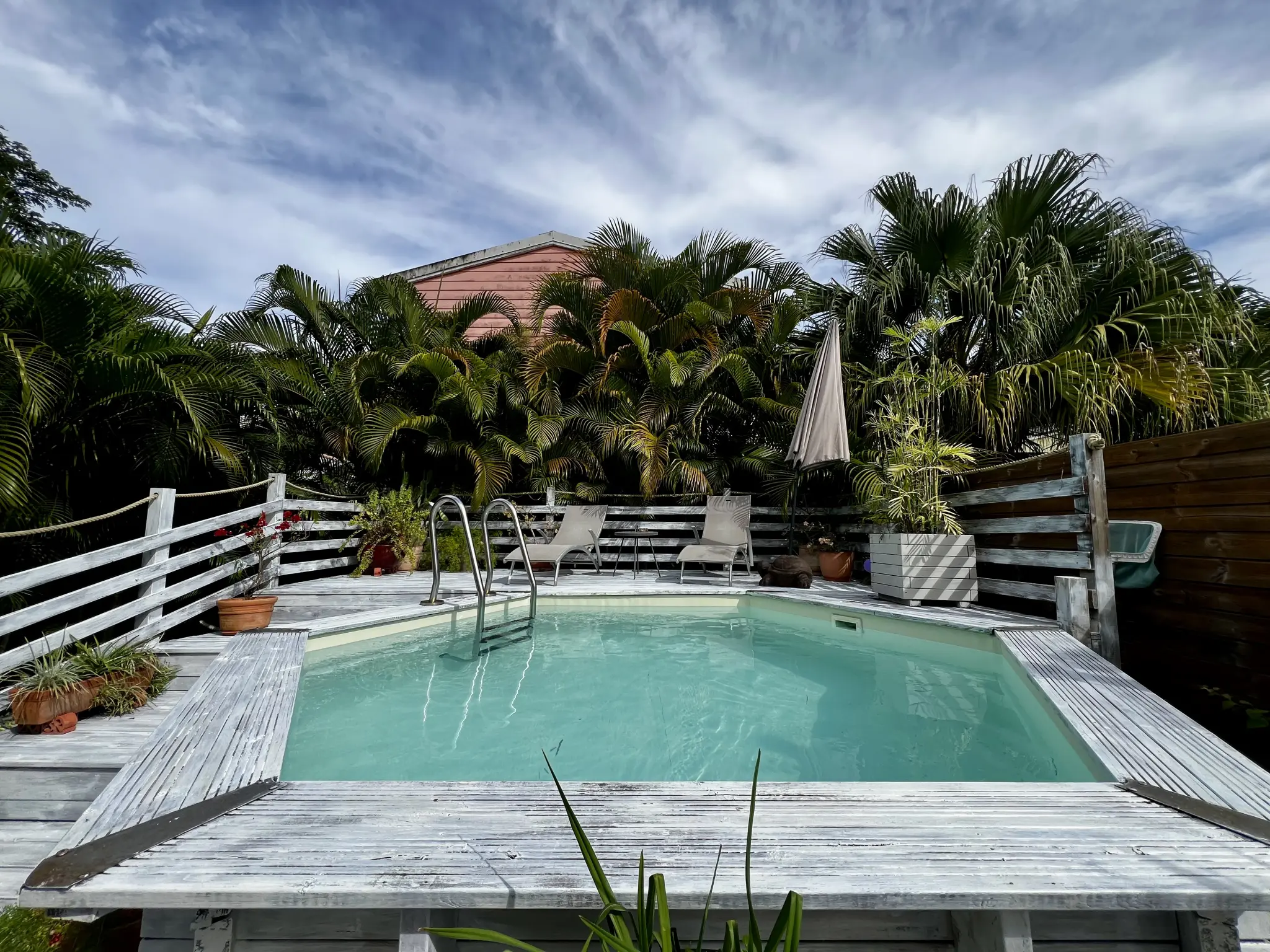 Maison duplex type F.4 meublé – Anse à l’Âne, Trois-Îlets