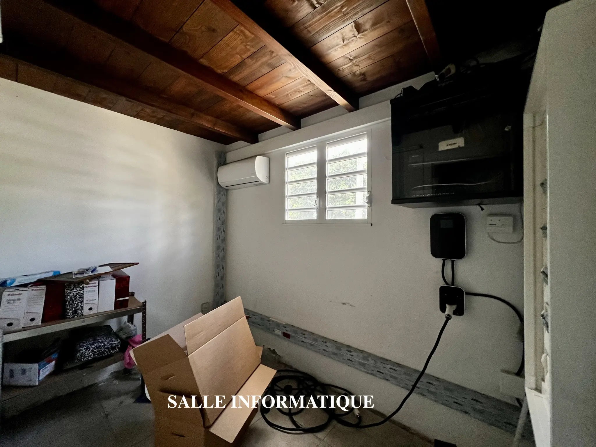 Local commercial + Studio – Dillon, Fort-de-France